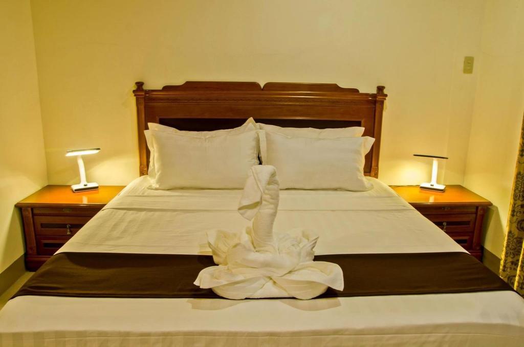 The Premiere Business Hotel Kalibo Chambre photo