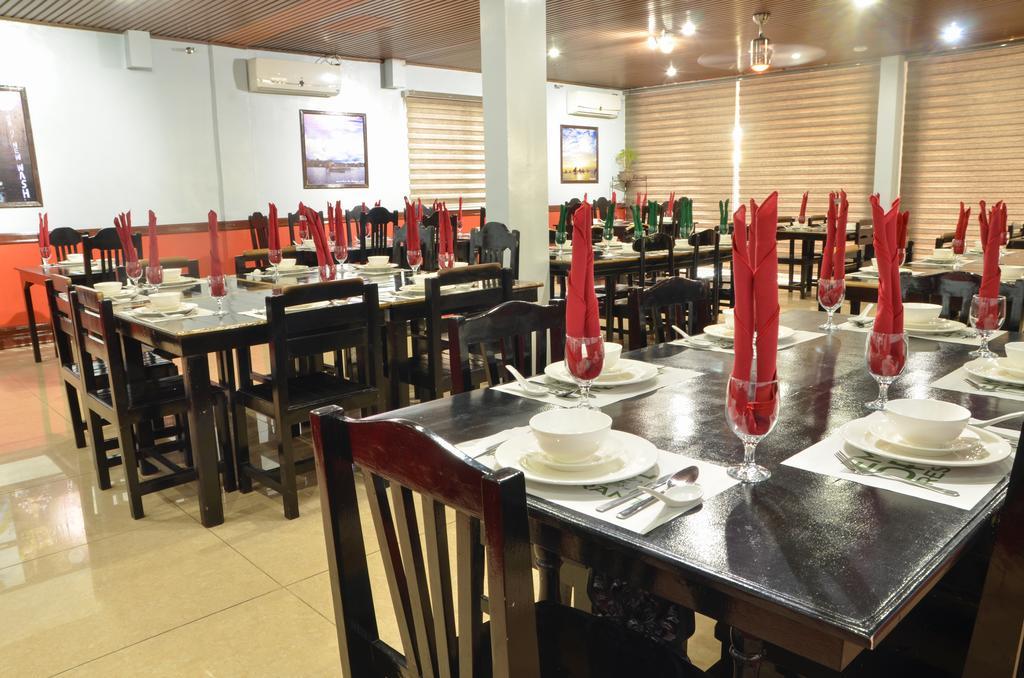The Premiere Business Hotel Kalibo Extérieur photo