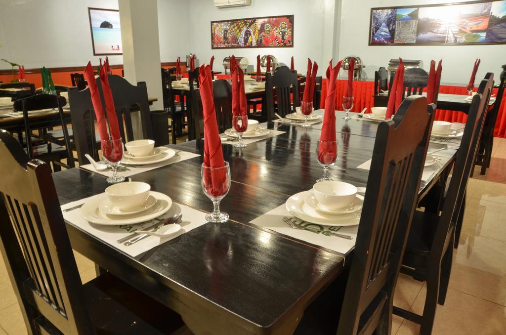 The Premiere Business Hotel Kalibo Extérieur photo