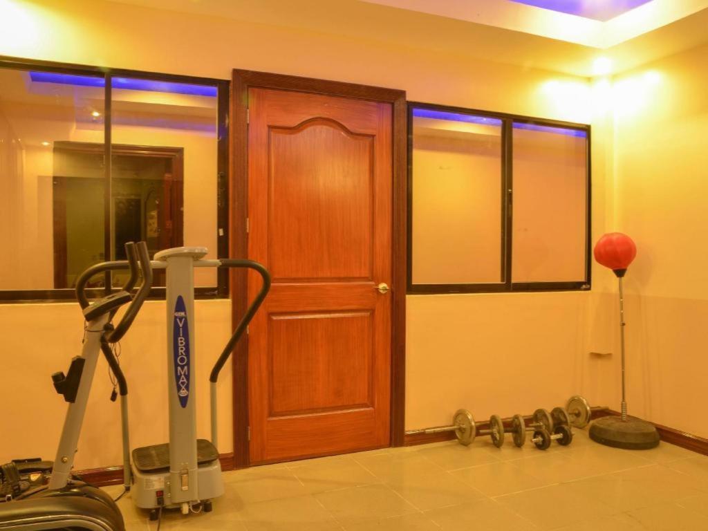 The Premiere Business Hotel Kalibo Extérieur photo
