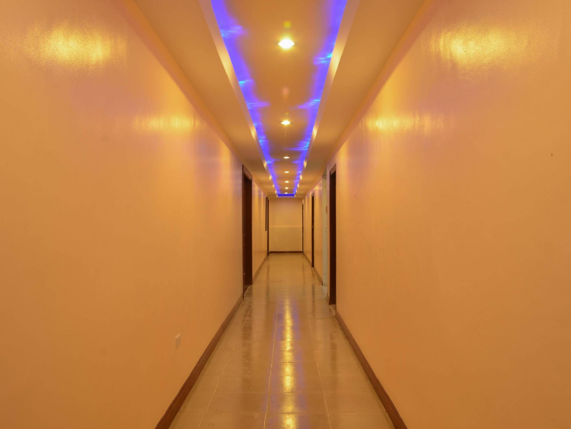 The Premiere Business Hotel Kalibo Extérieur photo